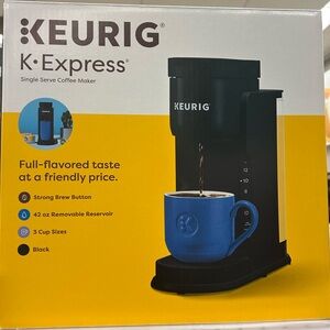Keurig K-Express Coffee Maker - Black and Blue